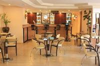sunset-beach-hotel-bar